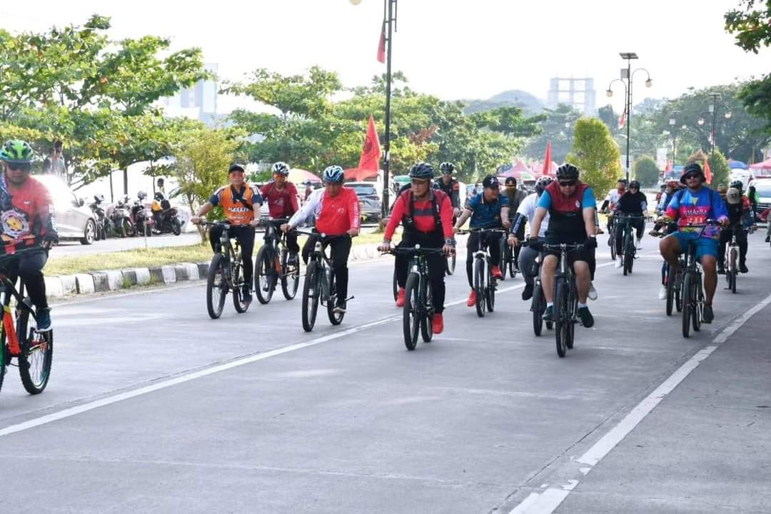 Fun Bike Sambut Hari Jadi Sulbar ke-19, Pj Gubernur Ajak Masyarakat Aktif Berolahraga